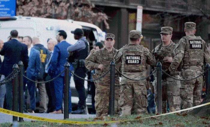 FBI investiga tiroteo contra guardias nacionales como terrorismo