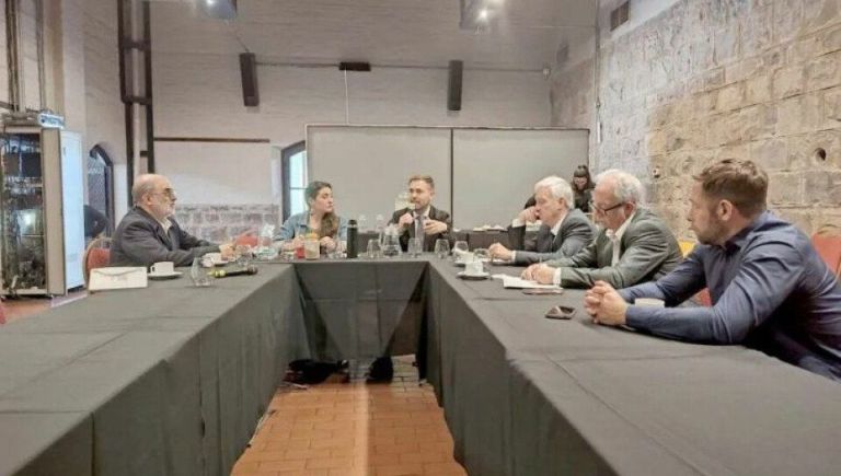 Santa Cruz reforzó su compromiso con el desarrollo minero federal en Mendoza