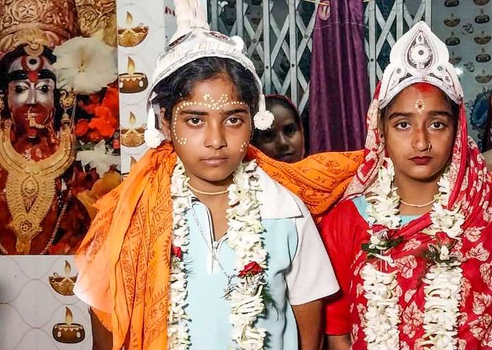 Sundarbans Women’s Same-Sex Wedding: Riya Sardar And Rakhi Naskar Marry In Temple Ceremony
