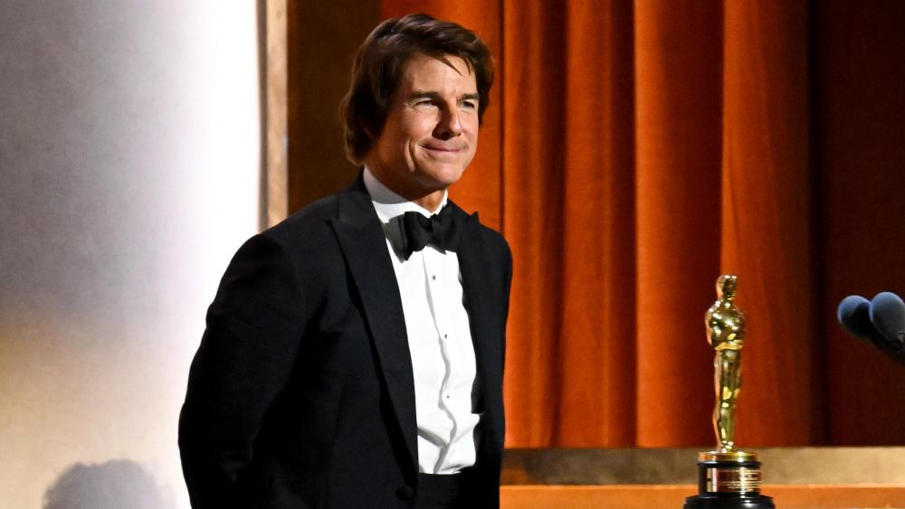 Tom Cruise Honorary Oscar Speech: Emotional Actor Talks Love of Film