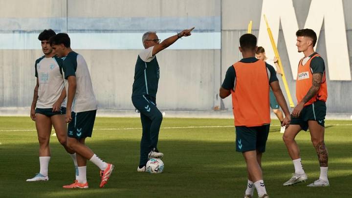 Pellicer, sobre su futuro: "Elijo preparar con ilusión el partido del lunes"