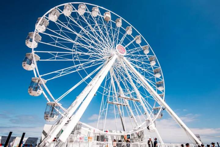 Confirmado: La Gran Rueda vuelve a Viña del Mar y eleva la experiencia de la Ciudad Jardín a 33 metros de altura