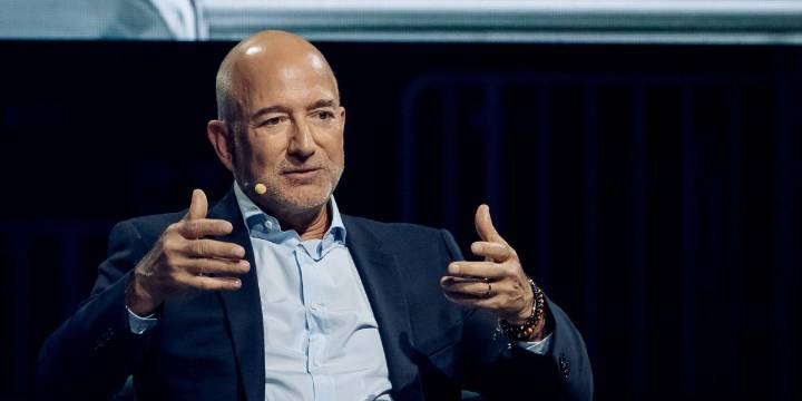 Jeff Bezos is reportedly becoming a CEO again—and it’s for a $6.2 billion AI startup called ‘Project Prometheus’