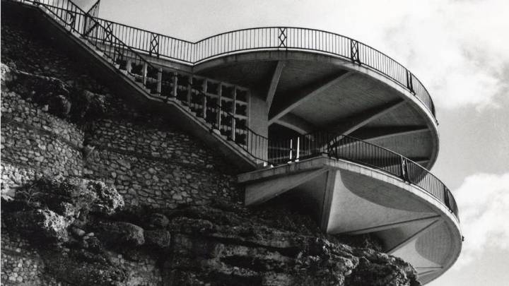 ‘Una visión de Nerja’, del fotógrafo Robert Holder, cierra el año en el Museo de Nerja