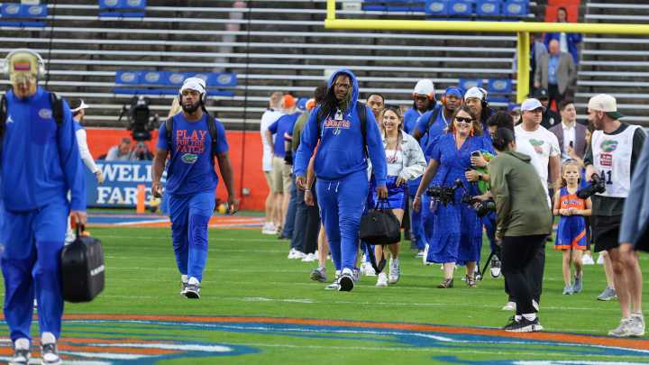See the photos! Florida football takes on No. 20 Tennessee at The Swamp