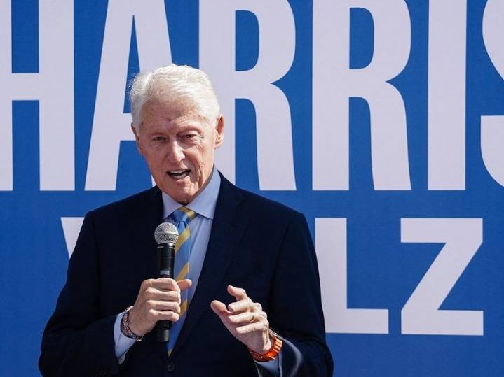 Trump calls for probe of Bill Clinton in Epstein scandal