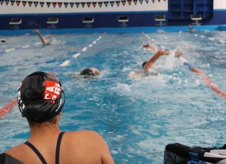 La emoción se sumerge en Capri: 18° Torneo Aniversario con récord de nadadores