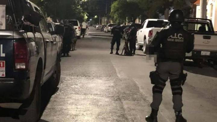 Detienen a tres personas durante cateo en la colonia Lázaro Cárdenas, en Piedras Negras