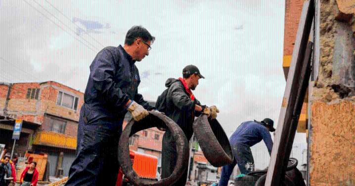 Con nueva jornada de ‘Llantatón’, se recolectaron 210 llantas usadas y abandonadas en calles de Tunjuelito, sur de Bogotá