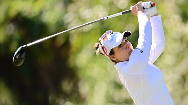 Gaby López iguala récord de campo y se mete al Top 10 en el CME Group Tour Championship.