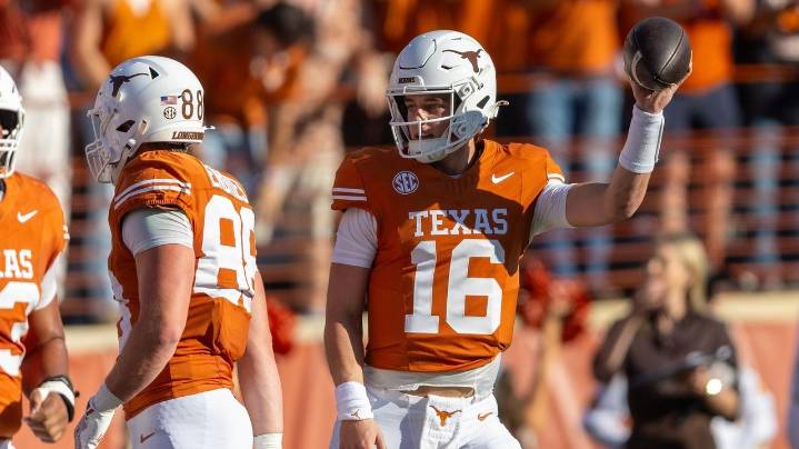 Arch Manning has 4 TDs passing, 1 rushing and 1 receiving as No. 17 Texas beats Arkansas 52