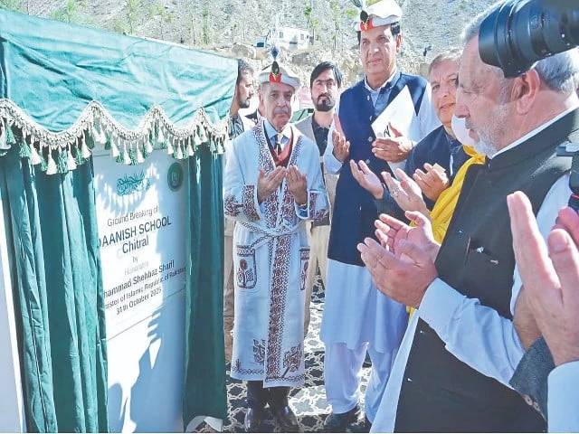 PM vows full support to K-P govt for peace