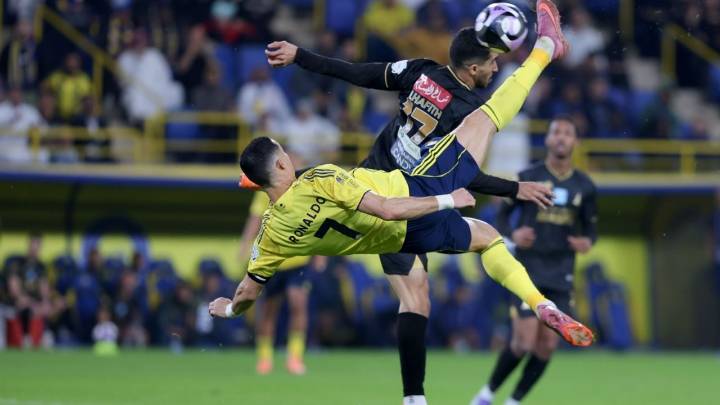 Cristiano Ronaldo marca chilena en triunfo de Al Nassr sobre Al Khaleej