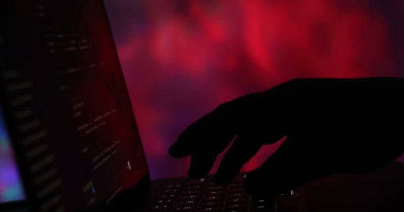 Teen pilot charged over 'pro-Hamas' videos granted bail