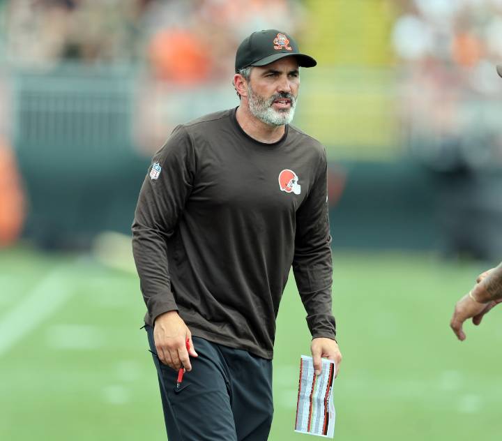 Kevin Stefanski on preparing for the Titans, Deshaun Watson, Shedeur Sanders, and more: Transcript