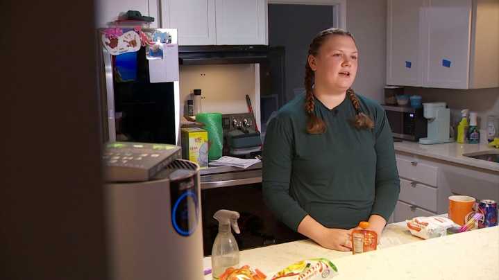 Des Moines family forced to relocate before Thanksgiving after home is deemed unsafe