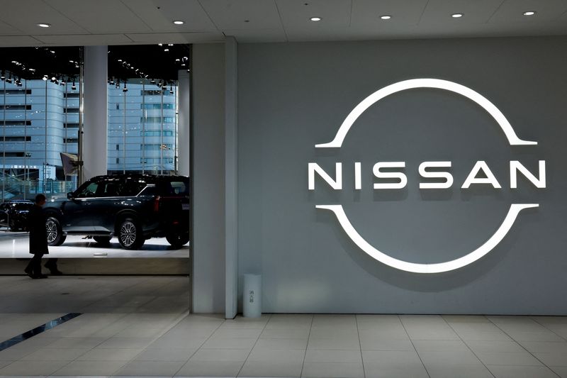 Nissan returns to operating profit in second quarter