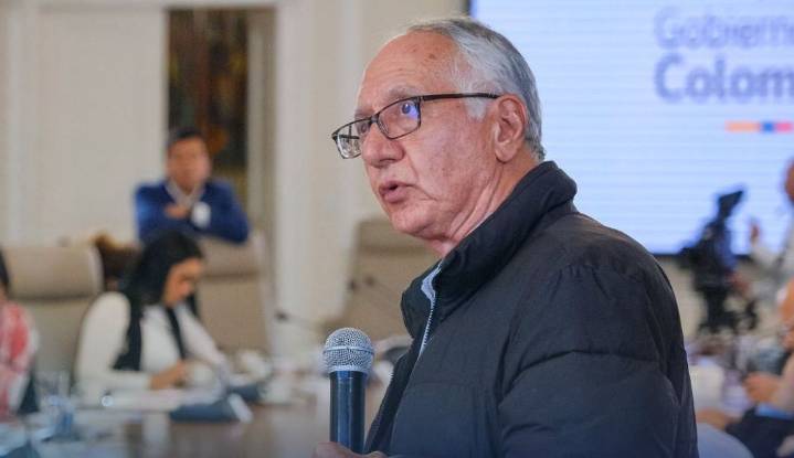 Gobierno nacional supera en 22% la meta de Equipos Básicos de Salud