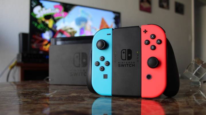 Mennonite Teens Survive Boring Sermon with New Nintendo Switch