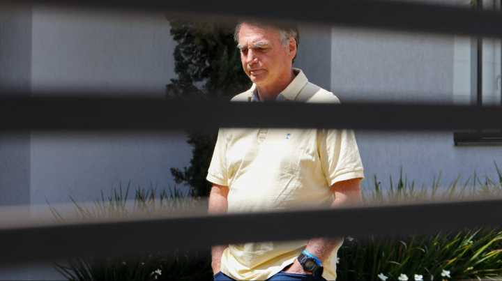 Brazil’s Bolsonaro behind bars after appeals run out