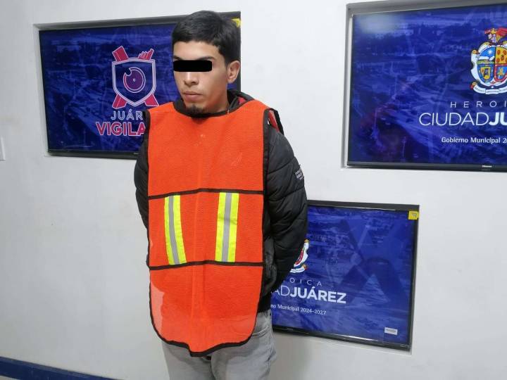 Arrestan a motociclista armado en la División del Norte