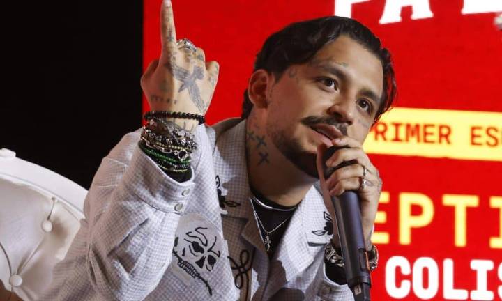 Fiscalía de México indica que proceso contra el cantante Christian Nodal “sigue abierto”