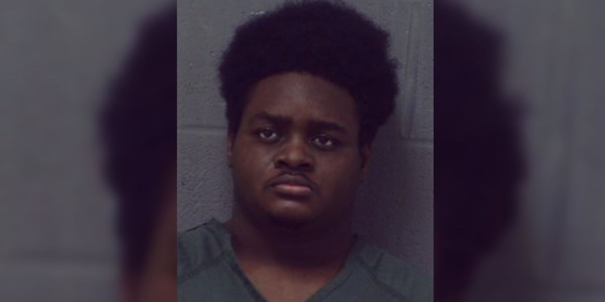 Man sentenced to 4 life sentences plus 830 years for West Memphis murder