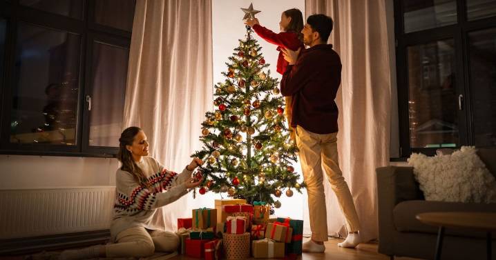 Chau árbol de Navidad: la tendencia europea que se impone para las fiestas de este 2025