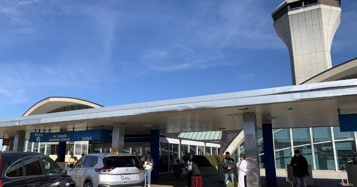 Airport police fatally shoot knife-wielding man at St. Louis Lambert