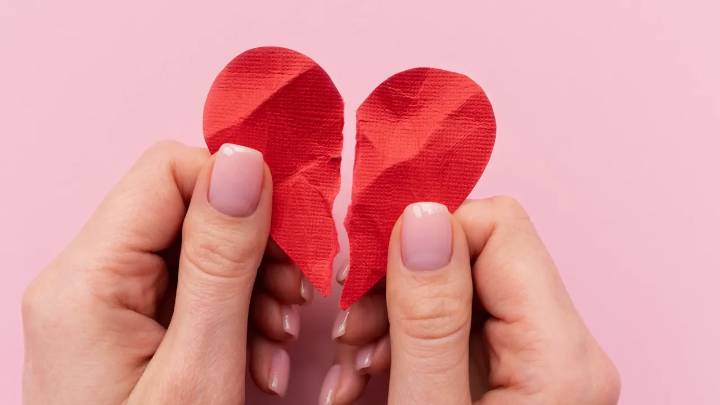 Relación tóxica: señales, impacto emocional y cómo salir del ciclo, según Naty Romero