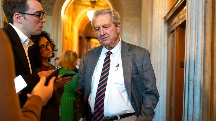 Senate Republican: Leadership 'ignores me' on shutdown solution