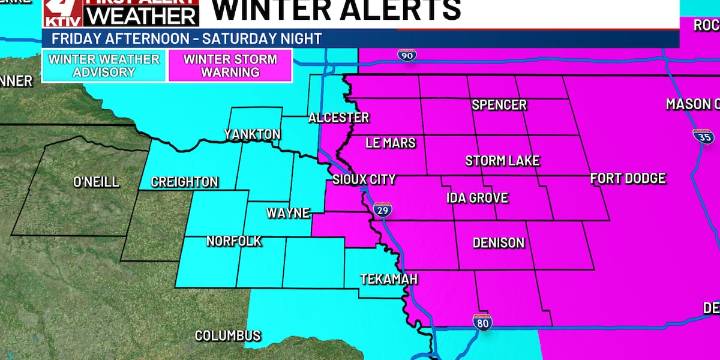First Alert Weather Day Friday as snow moves into Siouxland