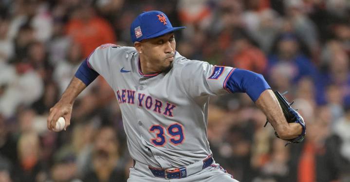 Edwin Díaz officially opts out of contract
