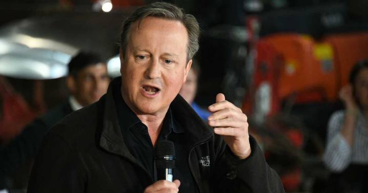 David Cameron reveals prostate cancer diagnosis as he admits 'you dread hearing those words'