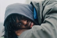 Daniel Caesar Shines With ‘Who Knows’ Performance on ‘Fallon’: Watch