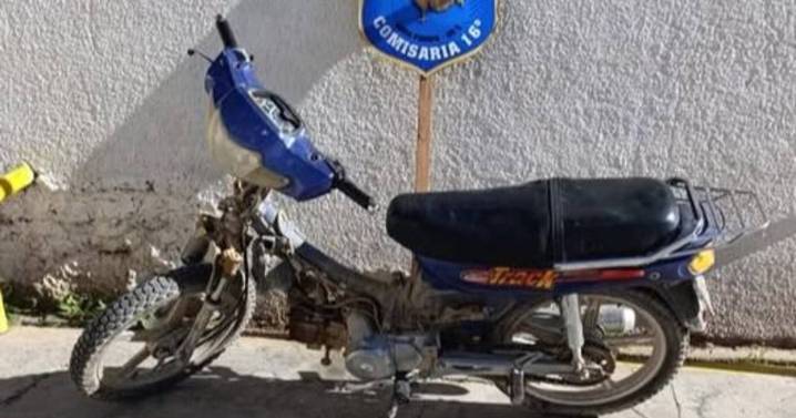 Recuperaron una moto robada y detuvieron a dos sospechosos