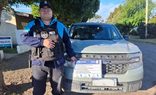 San Blas: operativo policial y secuestro de una camioneta robada