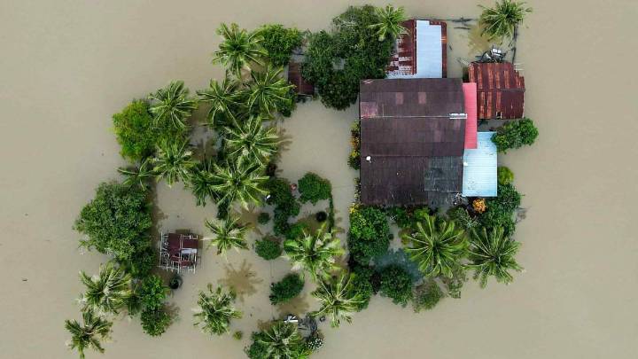 Tragedia en Asia: devastadoras inundaciones dejan unos 600 muertos