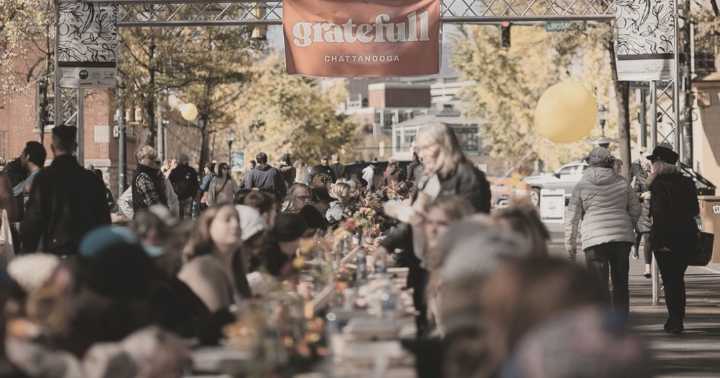 Annual 'Gratefull' Thanksgiving meal honors community