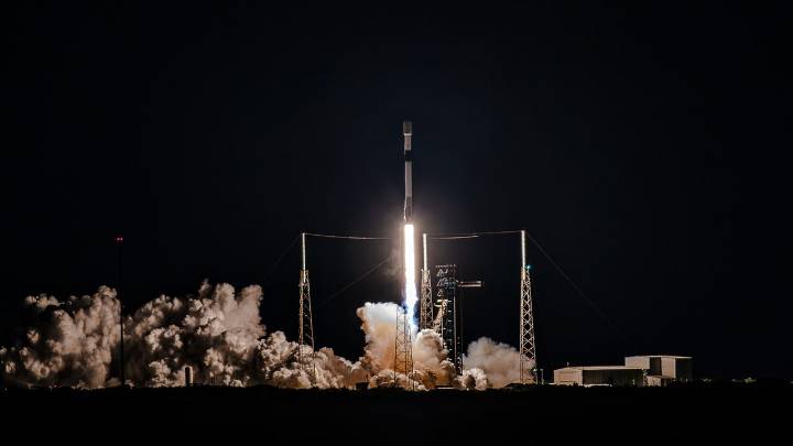 SpaceX launches 29 Starlink satellites to orbit from Florida