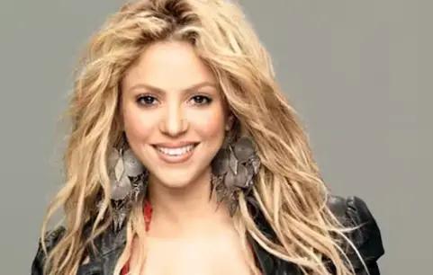 Shakira es nombrada la artista latina más taquillera de la historia según Billboard