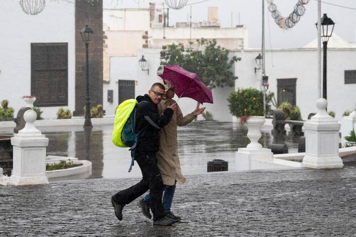 La borrasca 'Claudia' mantiene activas a 20 provincias españolas