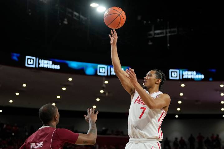 How to watch college basketball game free live stream: No. 17 Tennessee Volunteers vs. No. 3 Houston Cougars