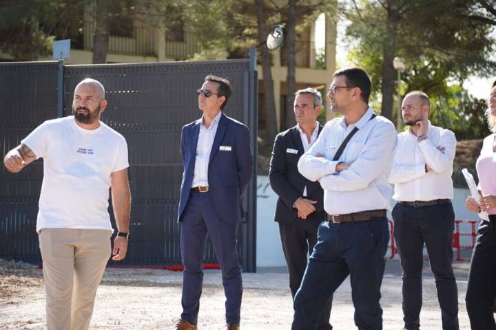 Los miembros del Club de Empresas del CD Castellón visitan la Ciudad Deportiva Globeenergy en Borriol