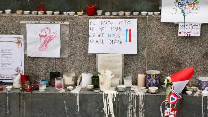 Francia rinde homenaje a las víctimas de los atentados yihadistas del 13 de noviembre de 2015 que dejaron 130 muertos