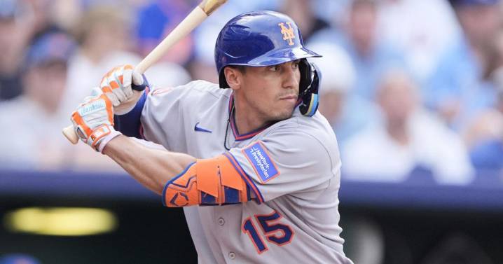 Mets sign OF Tyrone Taylor to $3.8 million, 1-year deal and cut 3 relievers loose