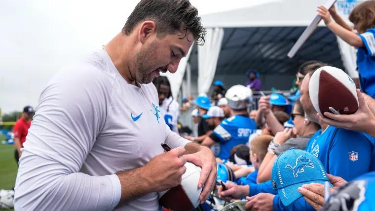 Commanders fan punished for running onto field after heated exchange with Lions player