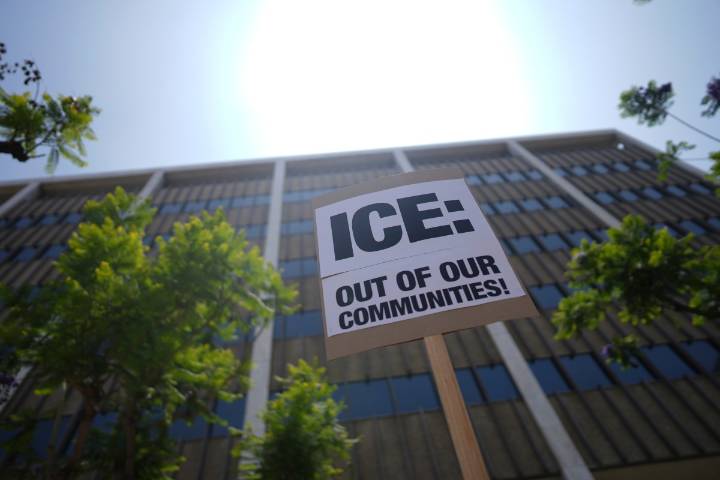 Familia pide respuestas tras retención de niña de 2 años por ICE en Los Ángeles