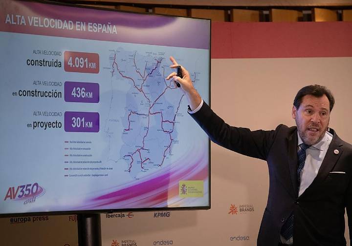 El ministro Puente reconoce que Francia «no tiene voluntad» de impulsar la conexión de la 'Y' vasca con París