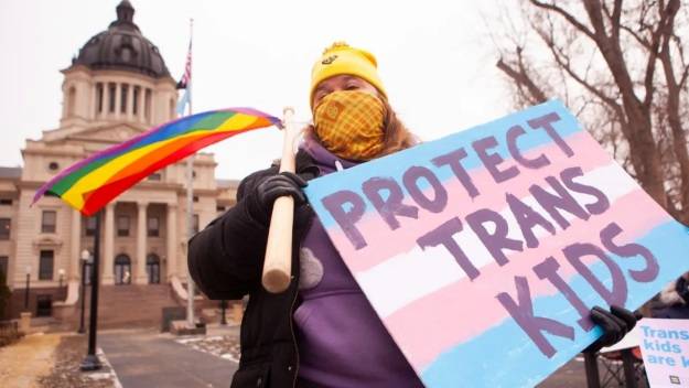 Massachusetts advances bill to create permanent transgender status commission